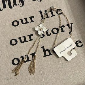 Banana Republic White Flower Gold Necklace